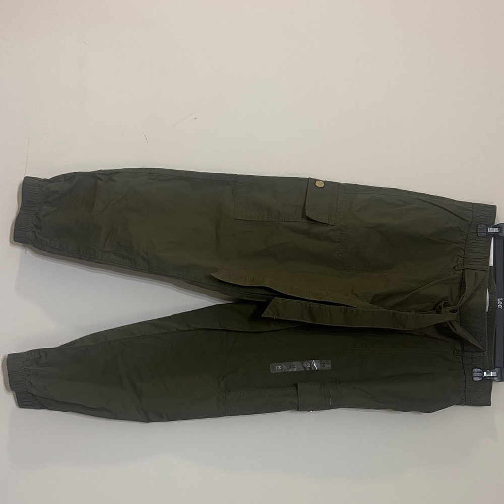 Women’s Olive Green Cargo Pants